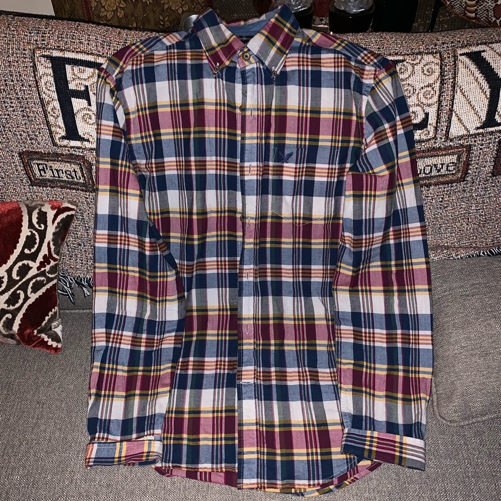 🔸2/$20American Eagle Outfitters classic fit shirt